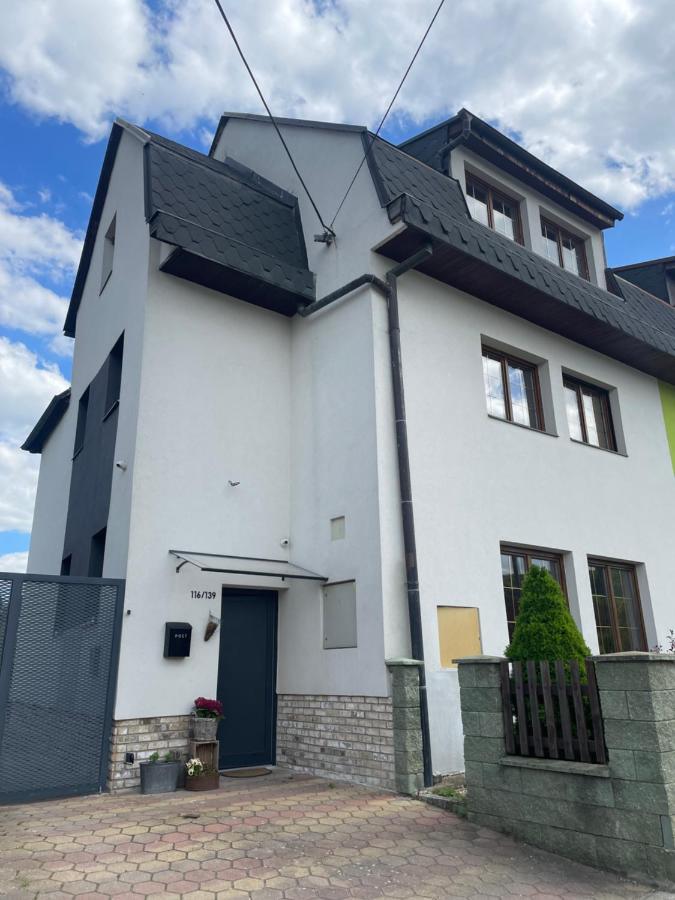 Apartment Dubnica Prejta 3 Dubnica nad Váhom Exteriör bild