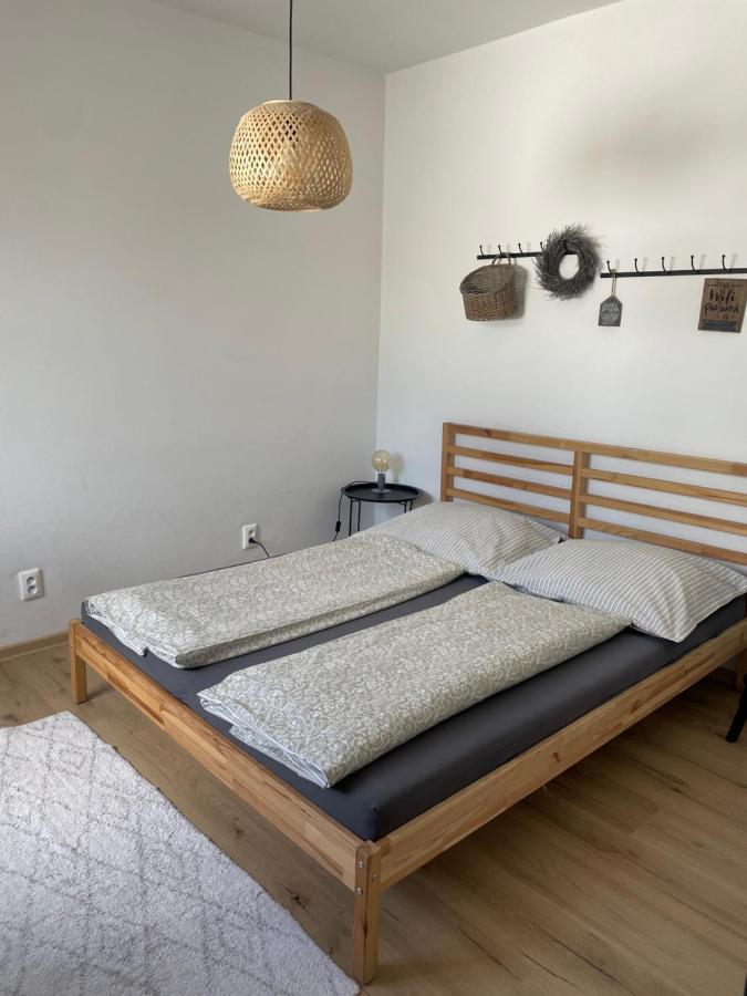 Apartment Dubnica Prejta 3 Dubnica nad Váhom Exteriör bild